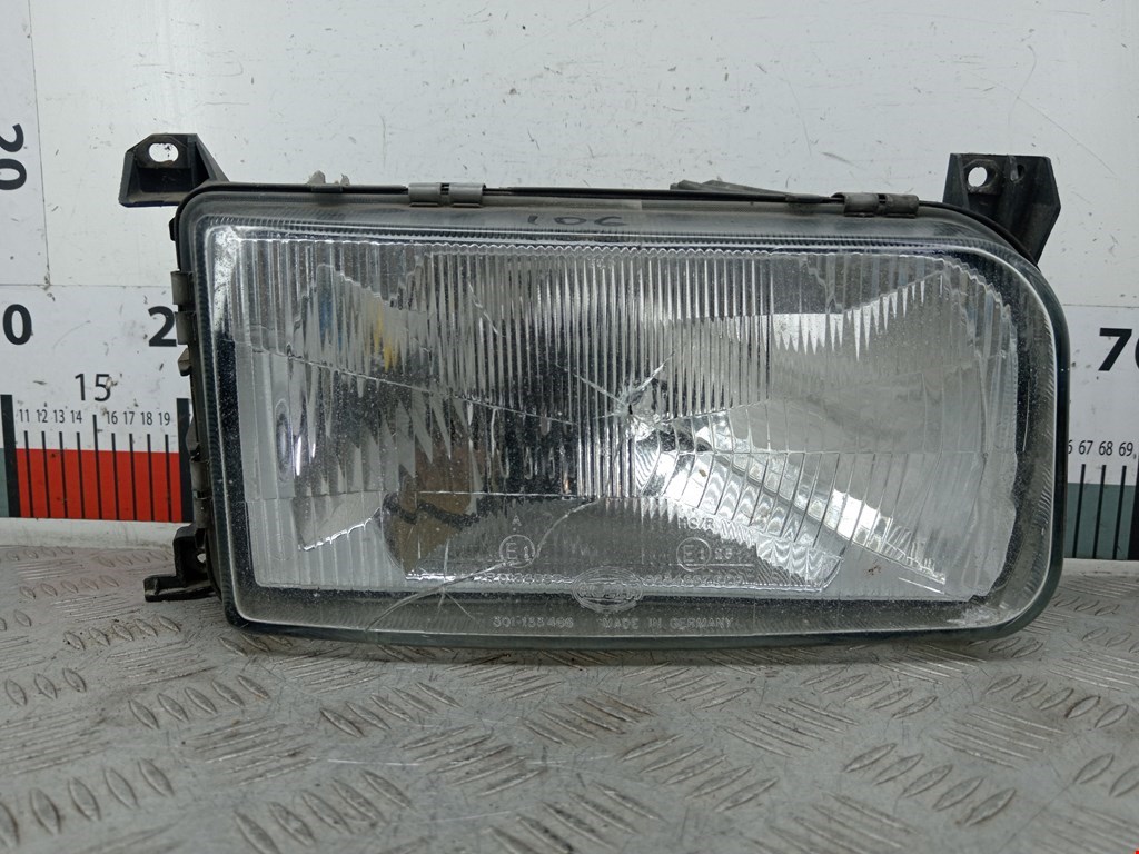 Фара правая VOLKSWAGEN Golf III 1991-1997