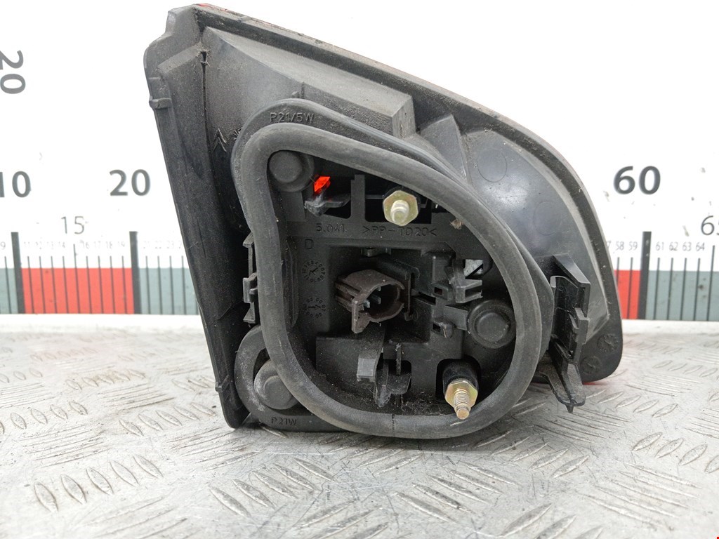 Фонарь задний внутренний правый PEUGEOT 406 1995-1999