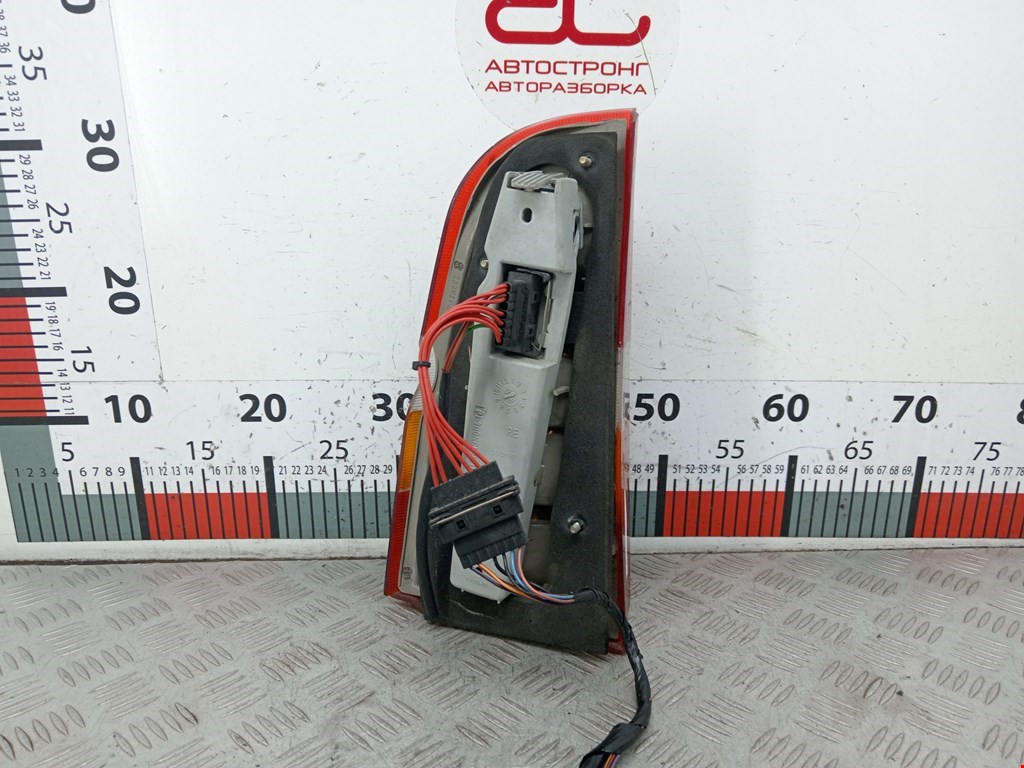 Фонарь задний правый FORD Escort 1990-1995