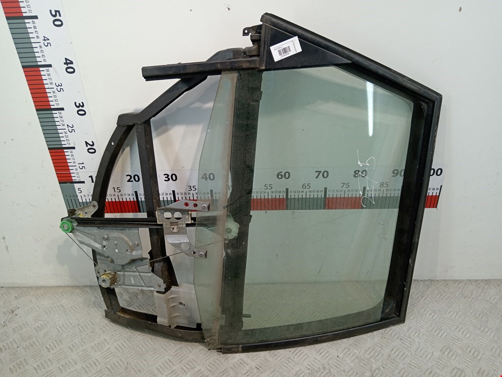 Стеклоподъемник задний правый AUDI A4 B5 1995-2001