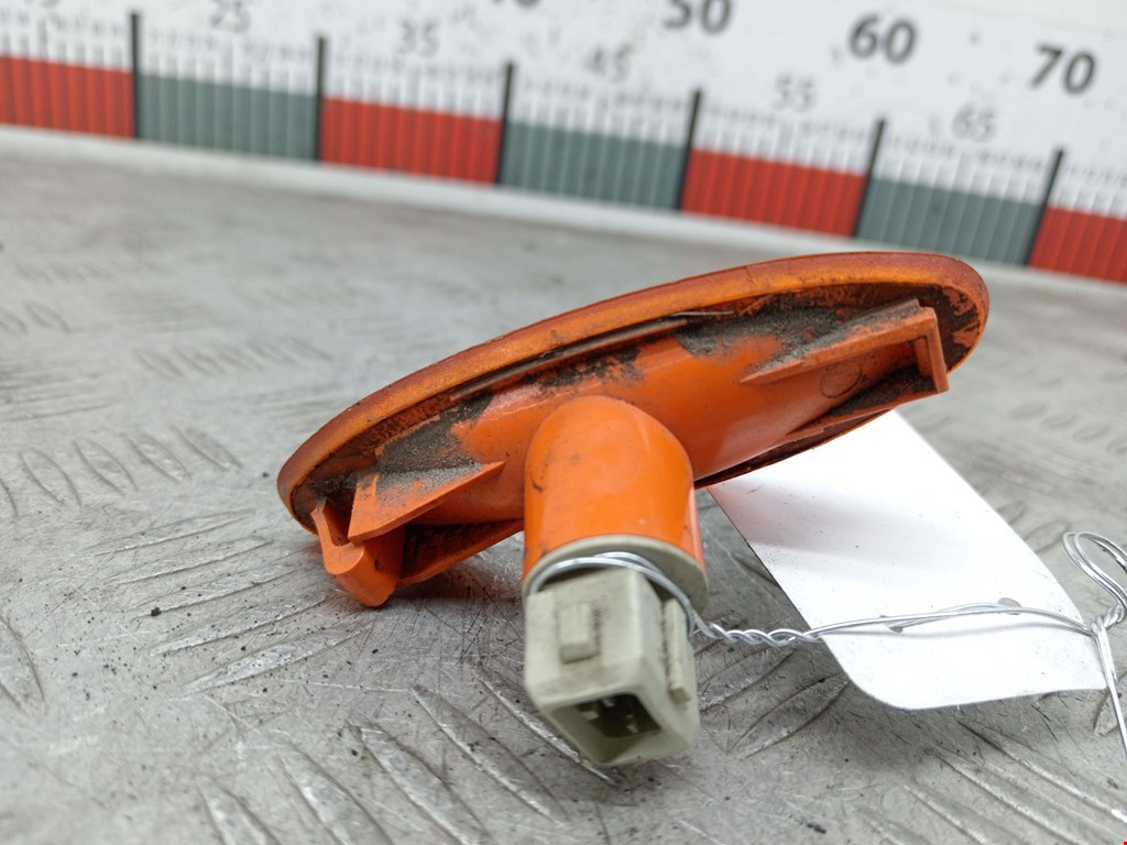 Повторитель на крыло FORD Mondeo II 1996-2000