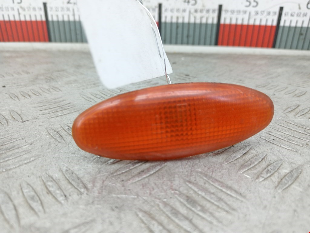 Повторитель указателя поворота левый Ford Mondeo 2 (1996-2002)