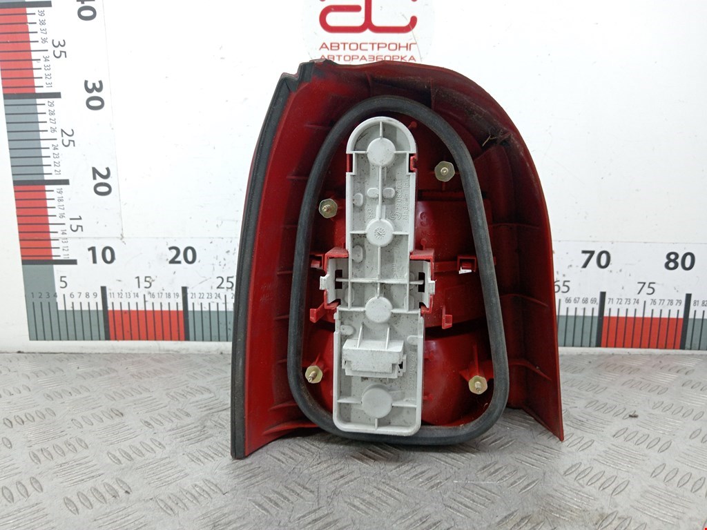 Фонарь задний правый AUDI A4 B5 1995-2001