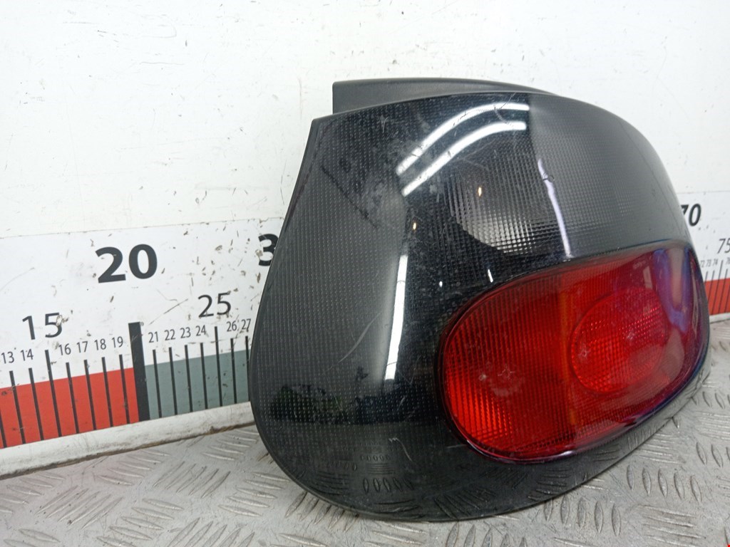 Фонарь задний левый RENAULT Megane I 1996-2002