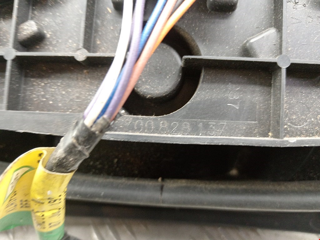 Фонарь задний левый RENAULT Megane I 1996-2002