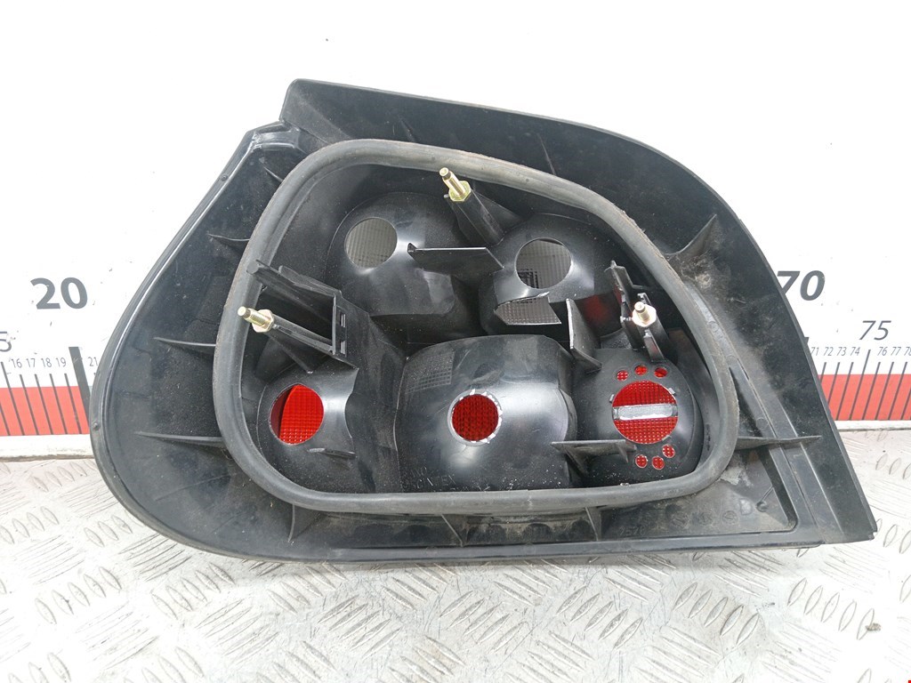 Фонарь задний правый RENAULT Megane I 1996-2002
