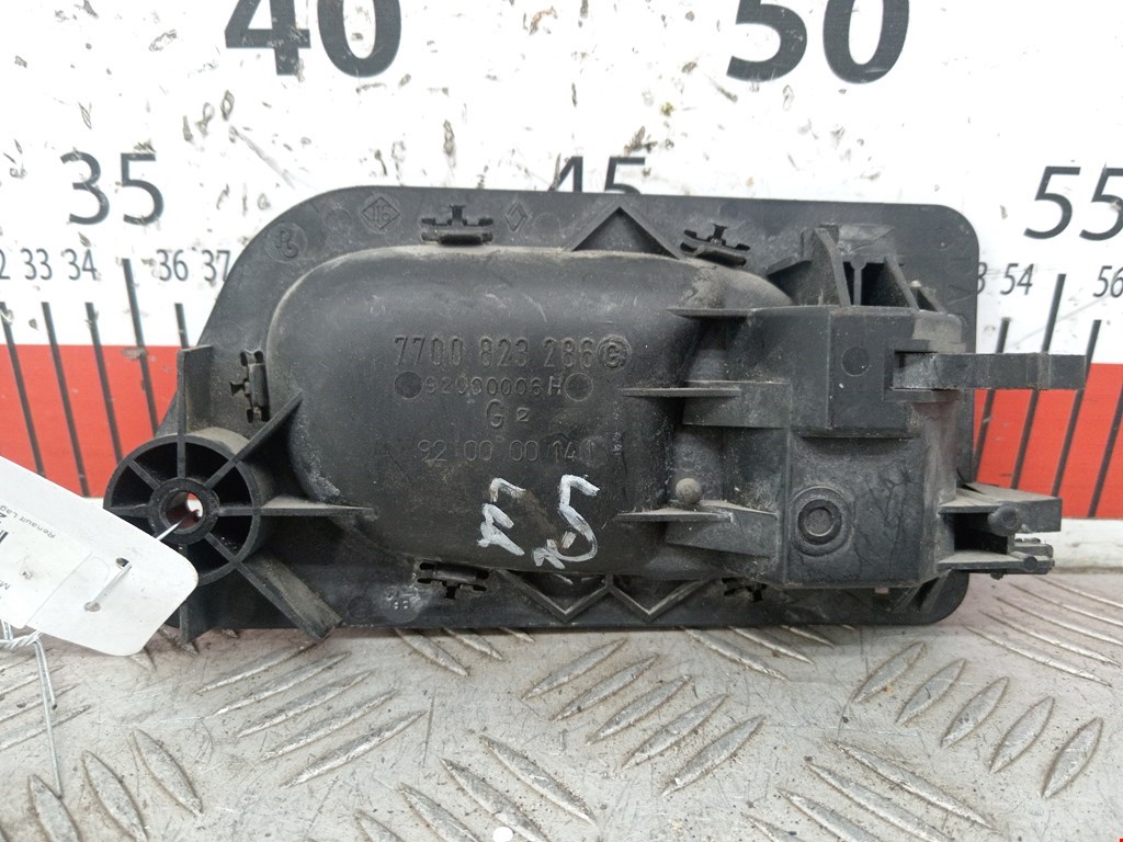 Ручка дверная передняя внутренняя левая RENAULT Laguna 1993-2000