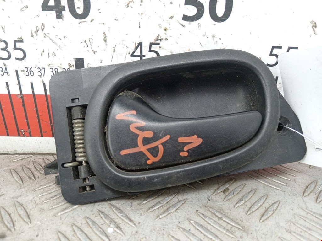 Ручка дверная передняя внутренняя левая RENAULT Laguna 1993-2000