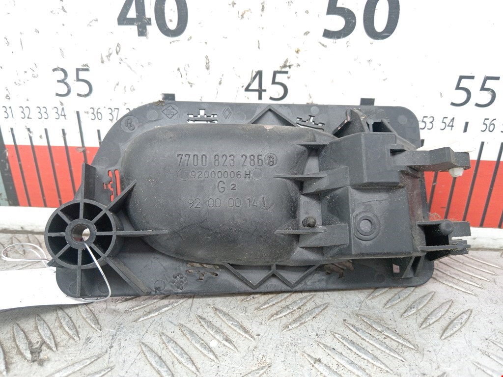 Ручка дверная передняя внутренняя левая RENAULT Laguna 1993-2000