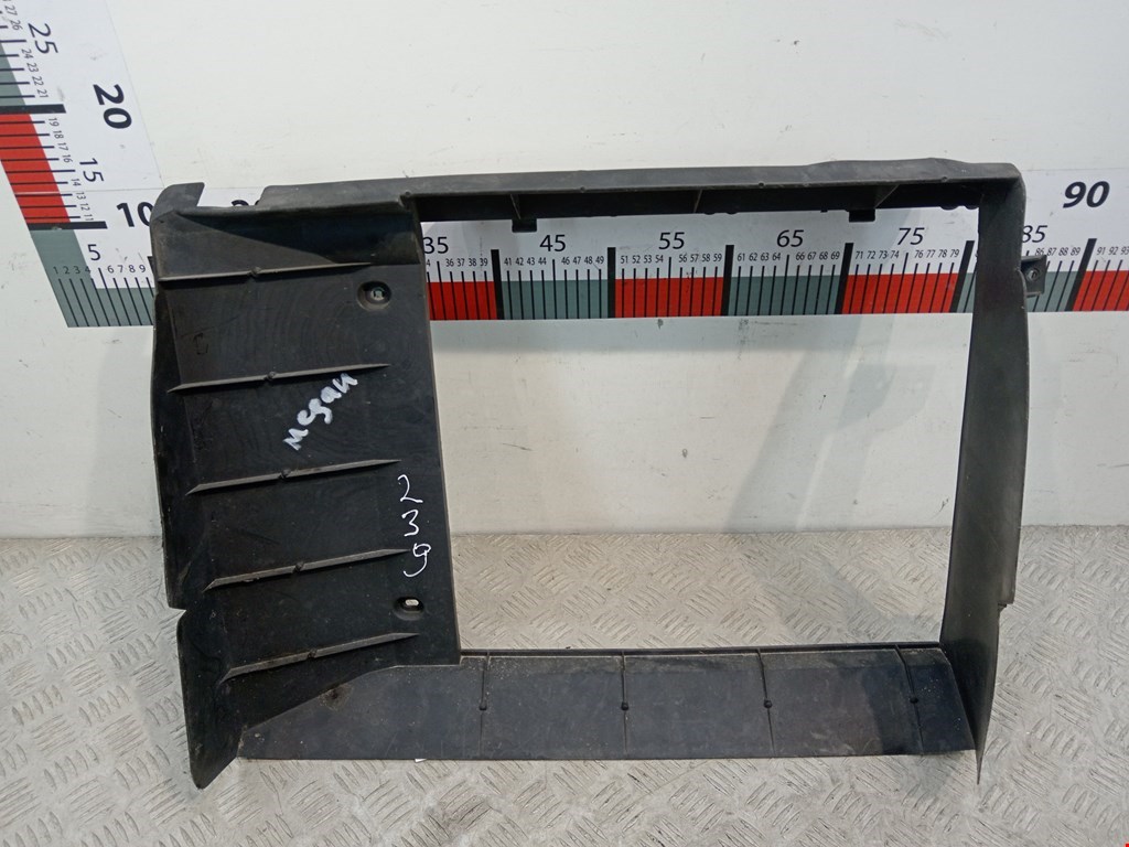 Диффузор (кожух) вентилятора RENAULT Megane I 1996-2002