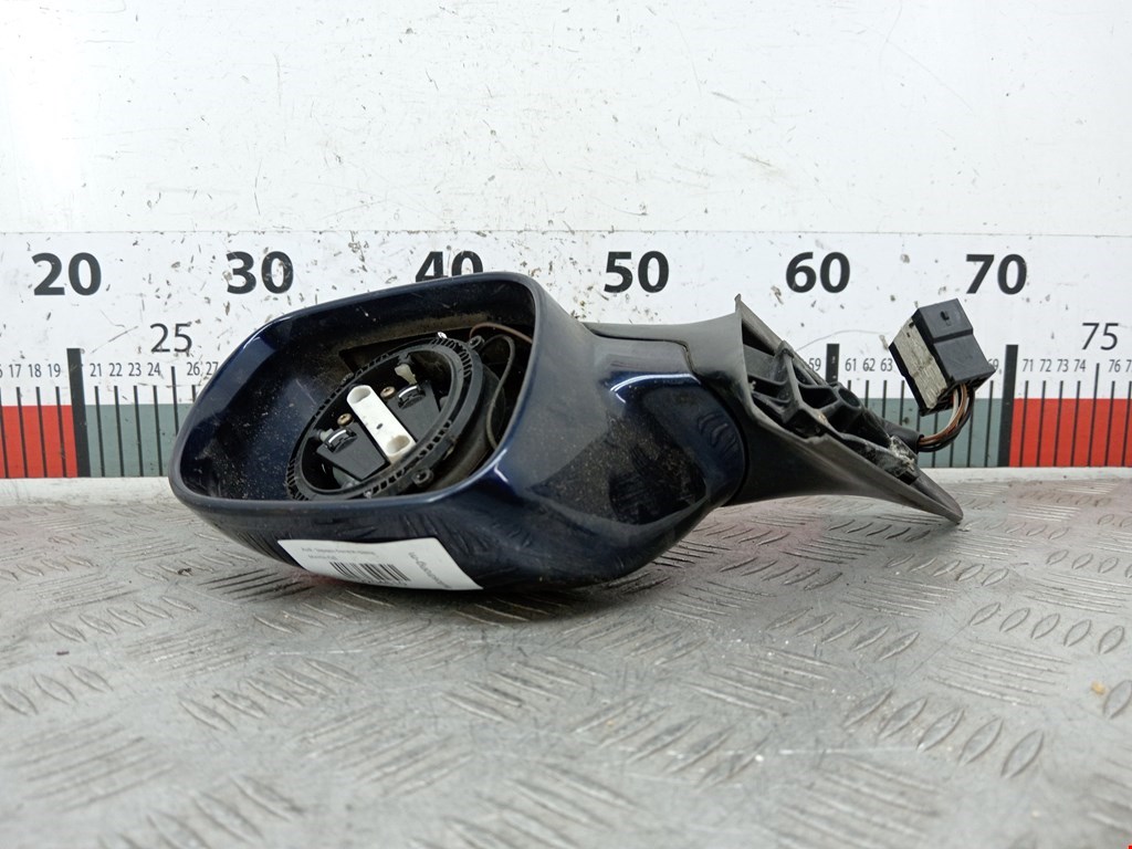 Зеркало правое AUDI A4 B5 1995-2001