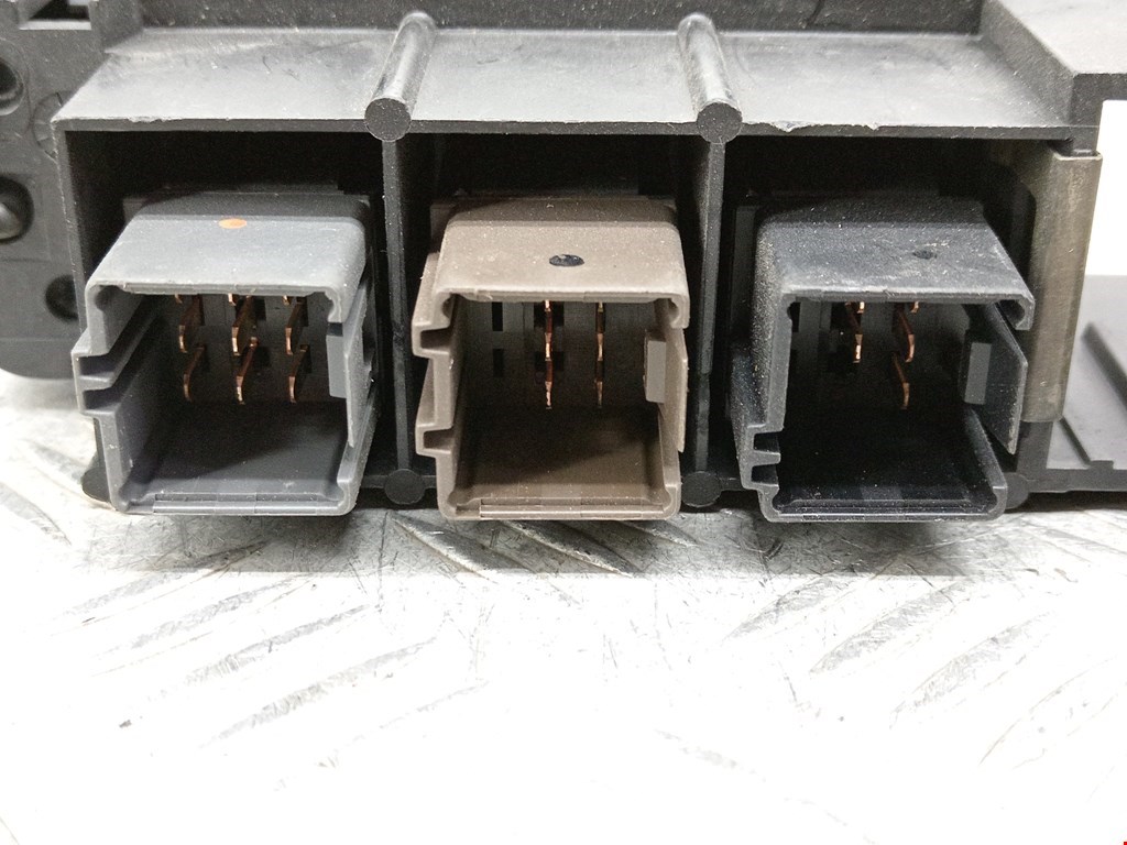 Кнопка аварийной сигнализации (аварийки) PEUGEOT 406 1995-1999