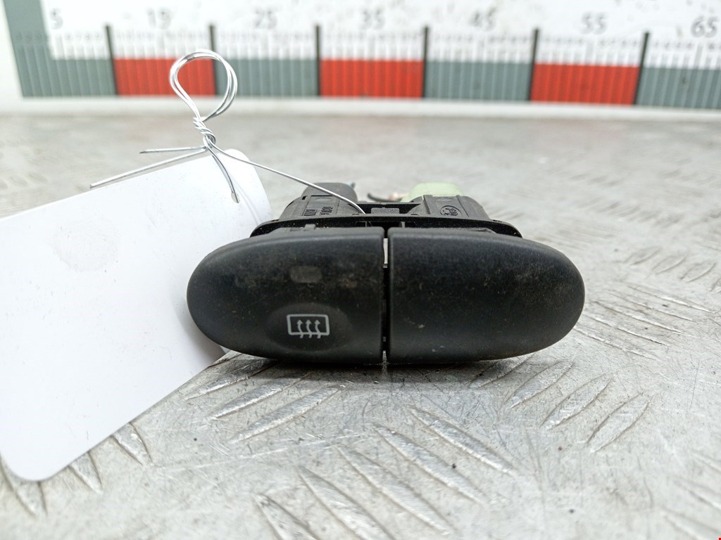 Кнопка подогрева (обогрева) заднего стекла Ford Mondeo 2 (1996-2002)