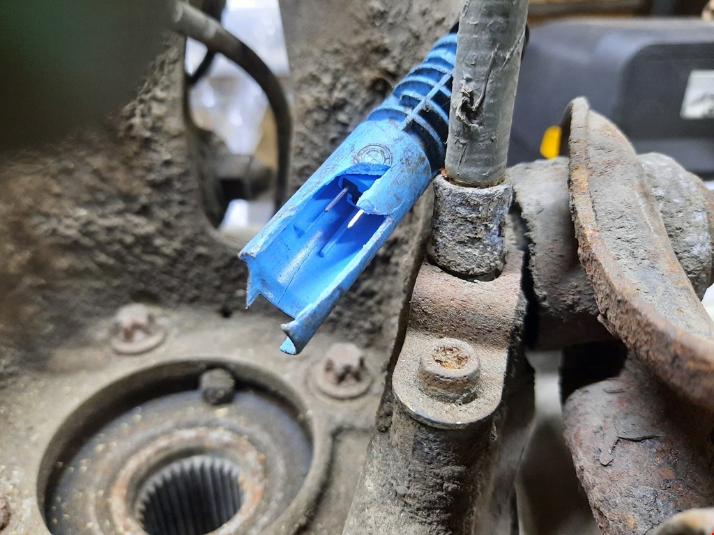 Ступица задняя левая BMW 5er 5 серия E60/E61 2003-2010