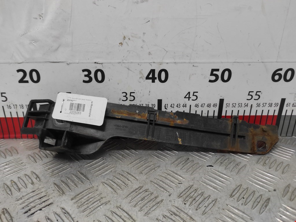 Кронштейн переднего бампера правый ALFA ROMEO 159 2005-2011