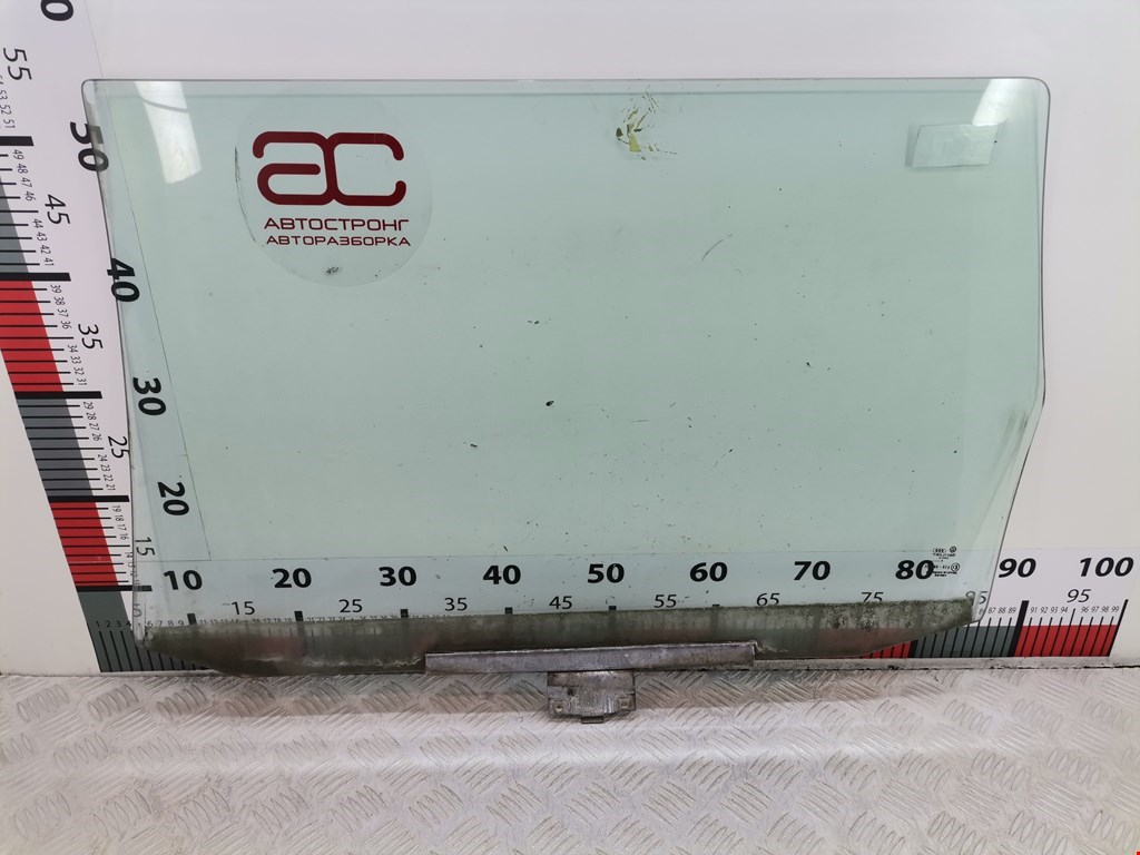 Стекло двери заднее правое VOLKSWAGEN Passat B3 1988-1993