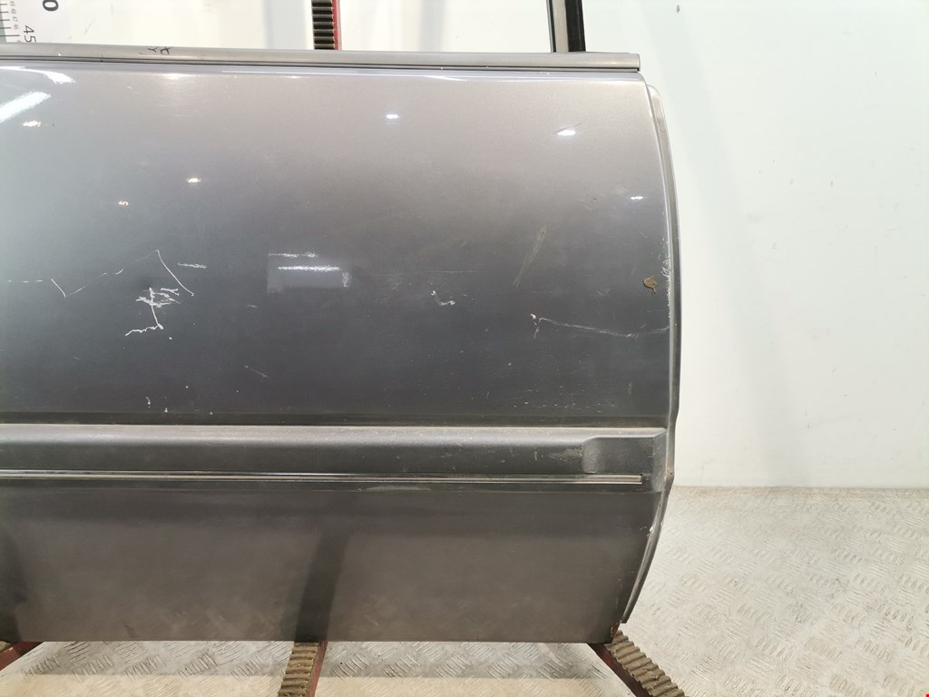 Дверь задняя правая OPEL Omega A 1986-1993