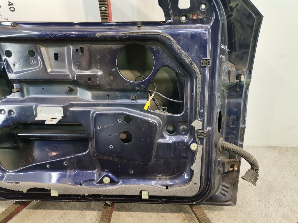 Дверь передняя левая FORD Escort 1990-1995