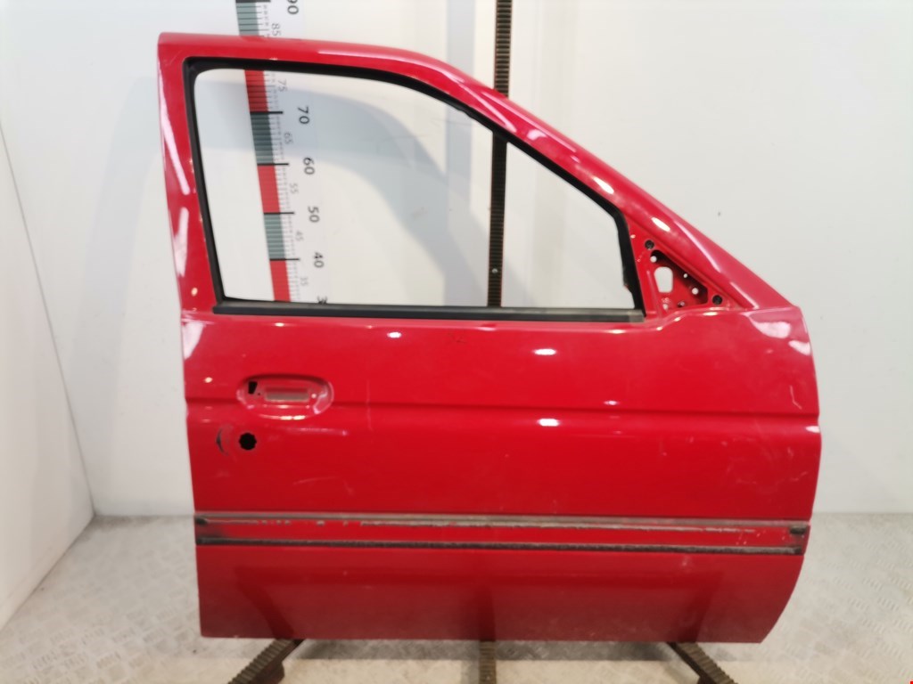Дверь передняя правая FORD Escort 1990-1995