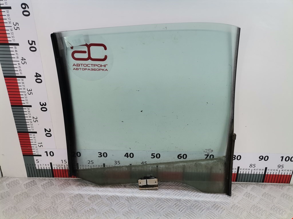Стекло двери заднее правое OPEL Omega A 1986-1993