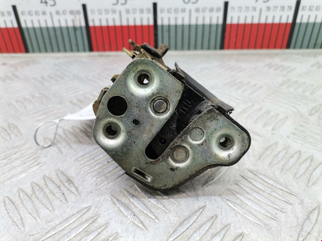 Замок двери задней правой OPEL Omega A 1986-1993