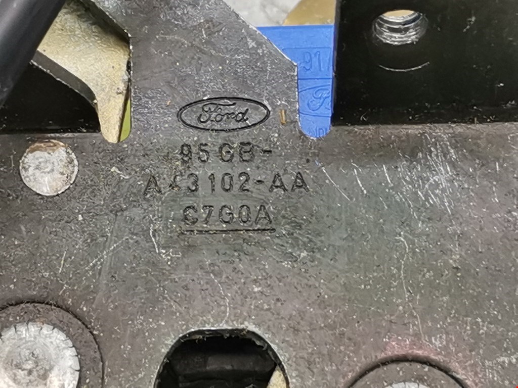 Замок багажника (крышки двери) FORD Scorpio 1994-1998