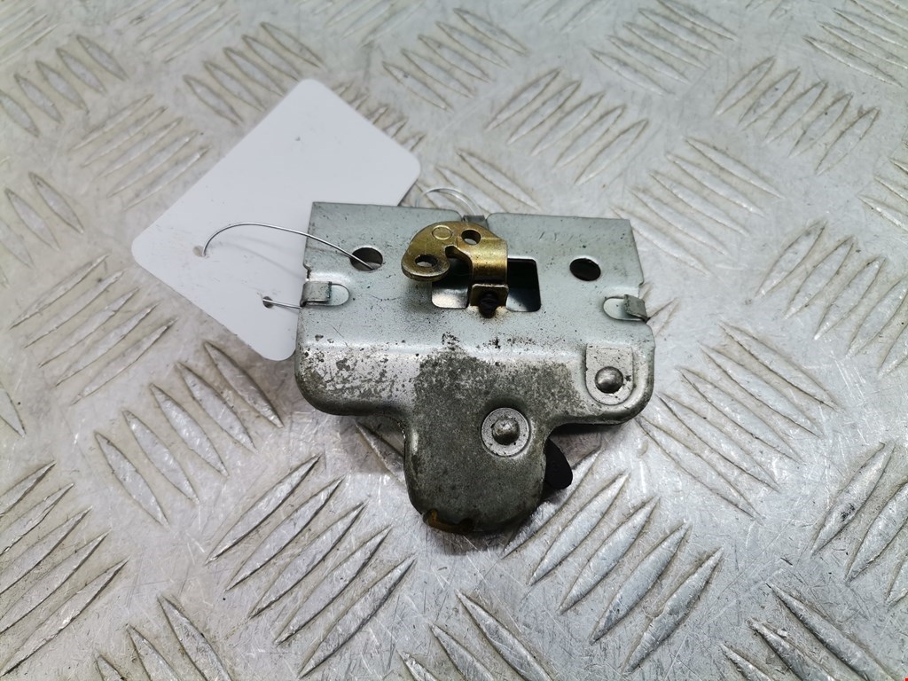 Замок багажника (крышки двери) OPEL Astra F 1991-2000