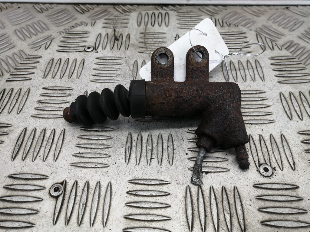 Цилиндр сцепления рабочий MAZDA Premacy CP 1999-2004