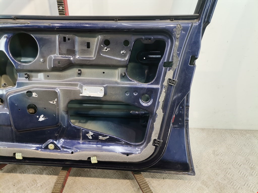 Дверь передняя правая FORD Escort 1990-1995