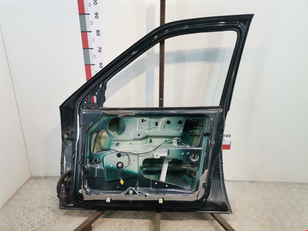 Дверь передняя правая FORD Escort 1990-1995