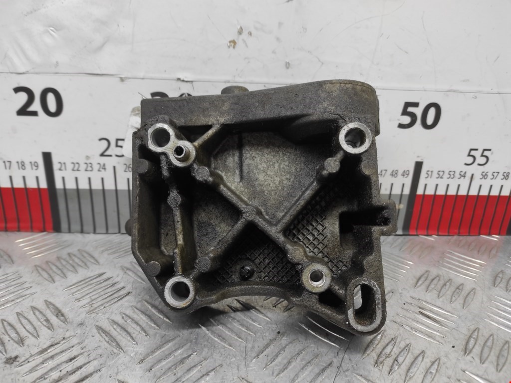 Кронштейн генератора PEUGEOT 207 2006-2015