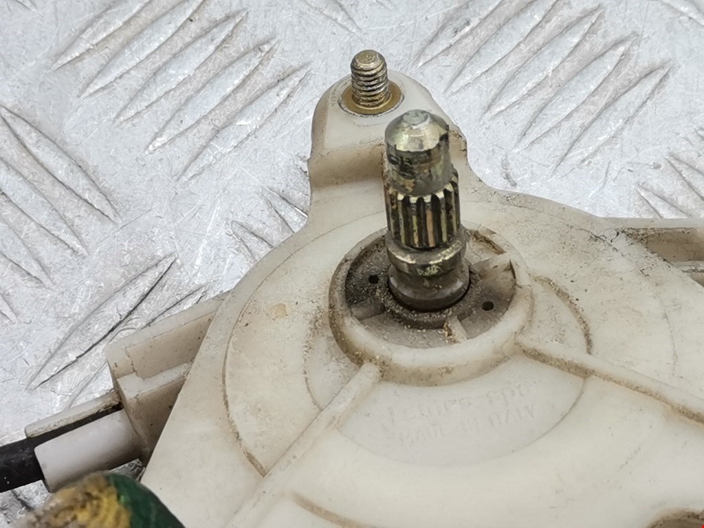 Стеклоподъемник задний левый PEUGEOT 605 1989-1999