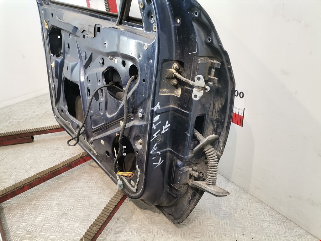 Дверь передняя левая CITROEN Xantia 1993-2002