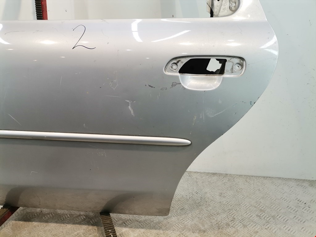 Дверь задняя левая FORD Mondeo II 1996-2000