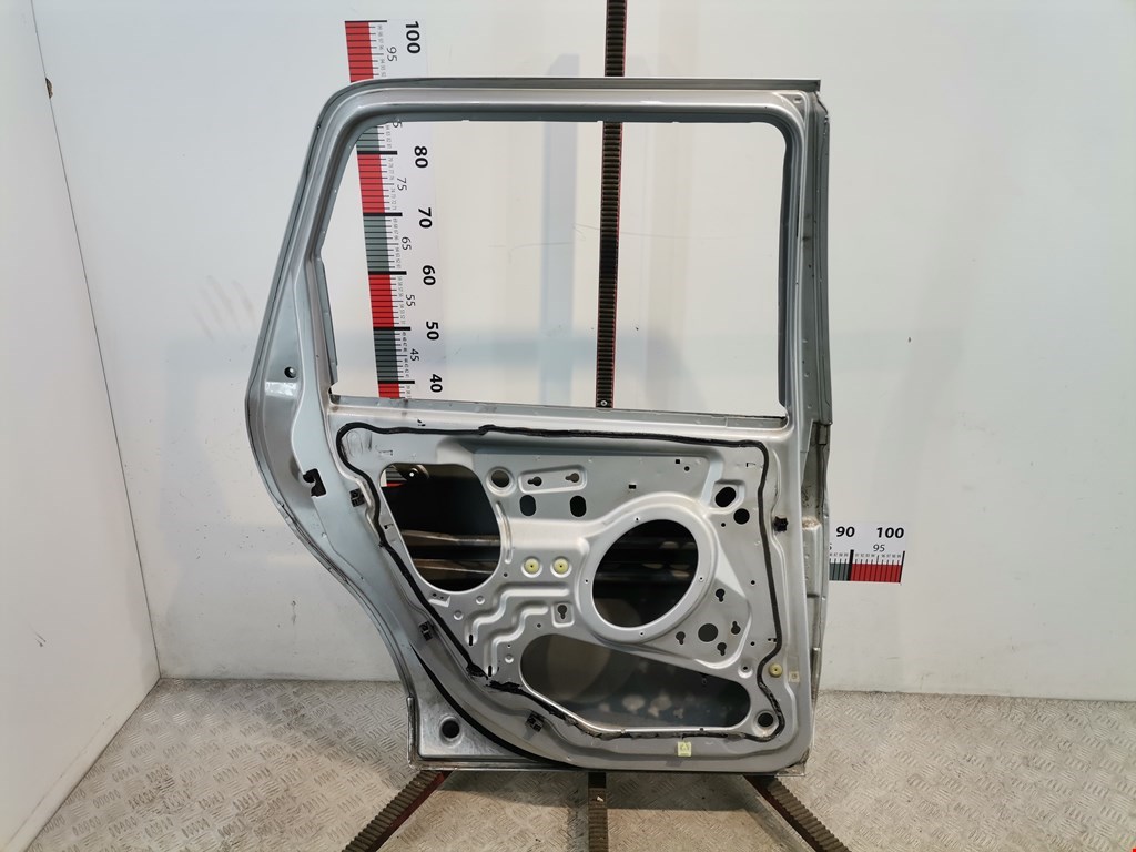 Дверь задняя левая FORD Mondeo II 1996-2000