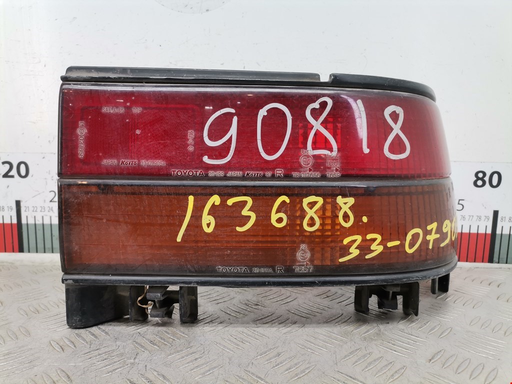 Фонарь задний правый TOYOTA Carina T190 1992-1998