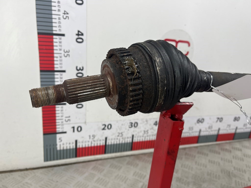 Полуось (привод, приводной вал) передняя левая RENAULT Megane I 1996-2002