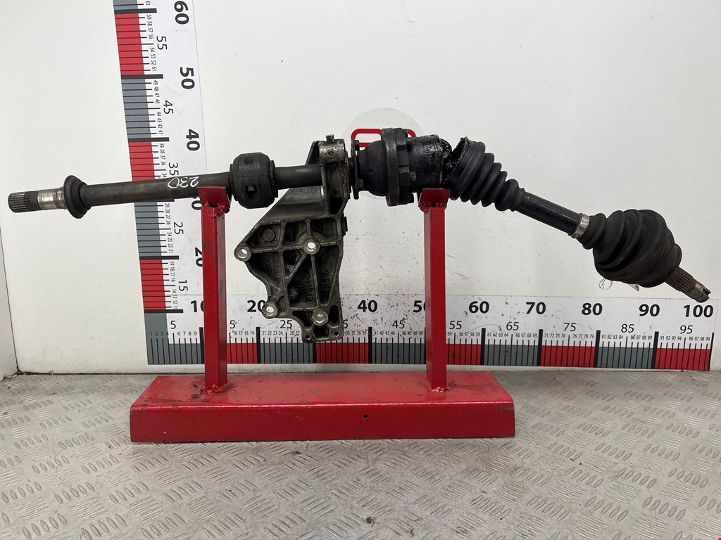 Полуось (привод, приводной вал) передняя правая ALFA ROMEO 146 1994-2001