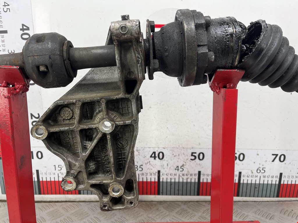 Полуось (привод, приводной вал) передняя правая ALFA ROMEO 146 1994-2001