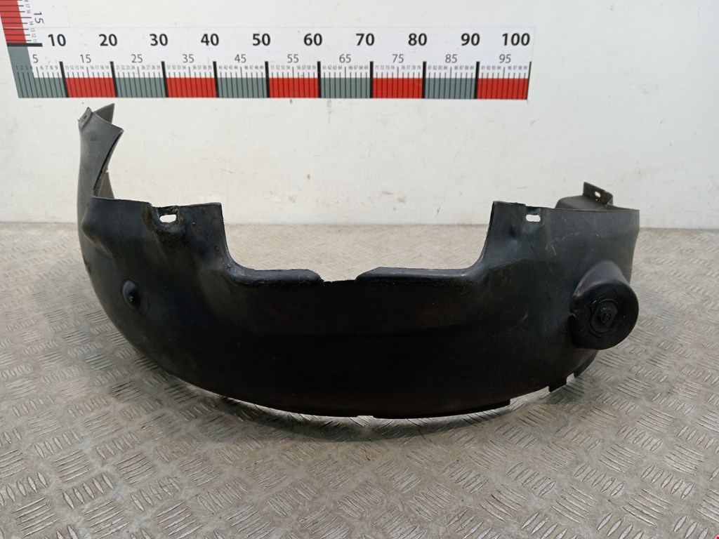 Локер (подкрылок) передний правый VOLKSWAGEN Golf III 1991-1997