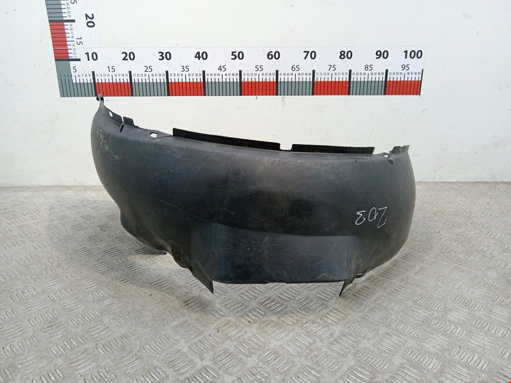 Локер (подкрылок) передний правый VOLKSWAGEN Golf III 1991-1997