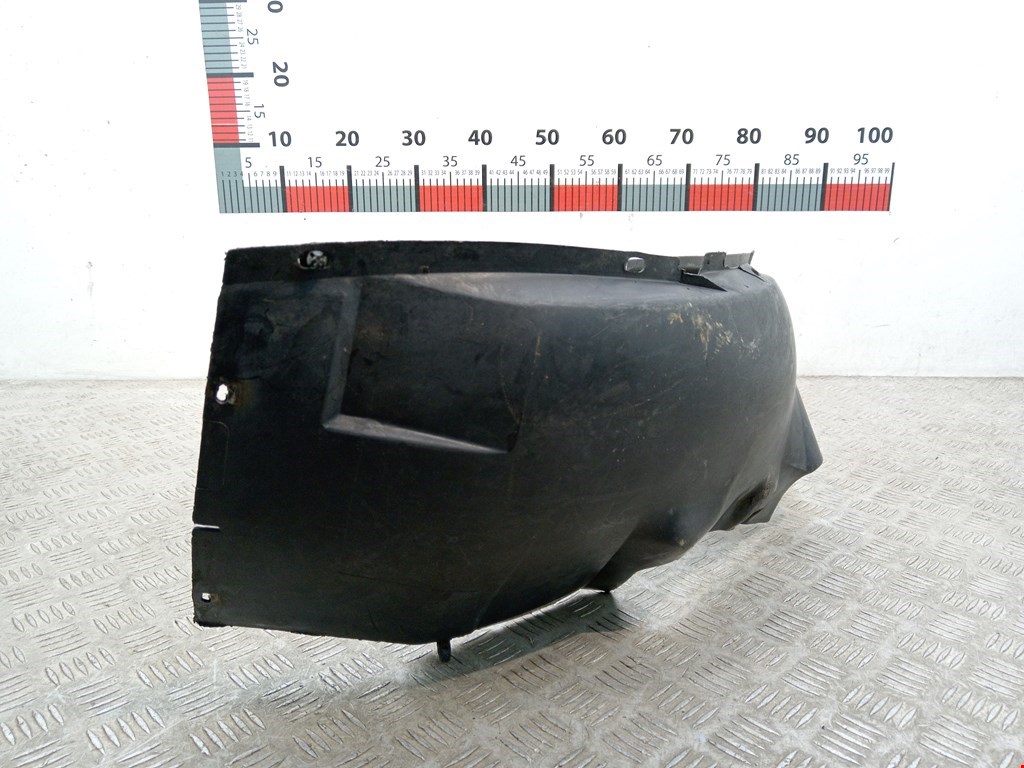 Локер (подкрылок) передний правый VOLKSWAGEN Golf III 1991-1997