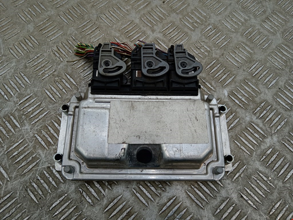 Блок управления двигателя (ЭБУ) PEUGEOT 307 2001-2008