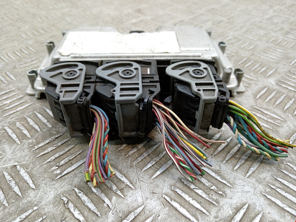 Блок управления двигателя (ЭБУ) PEUGEOT 307 2001-2008