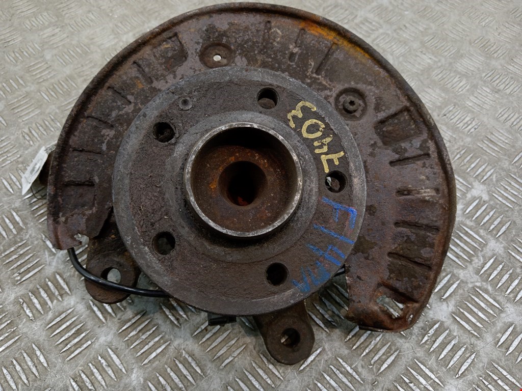 Ступица передняя левая MERCEDES-BENZ Viano W639 2003-2014