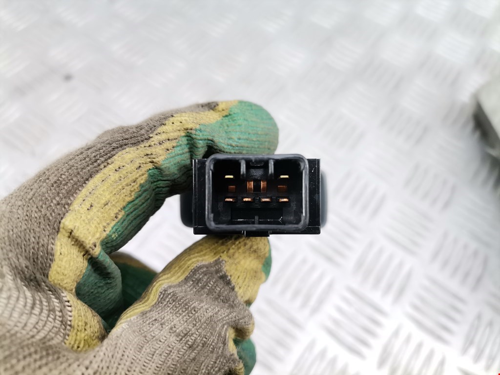 Кнопка включения противотуманных фар KIA Sportage II 2004-2010