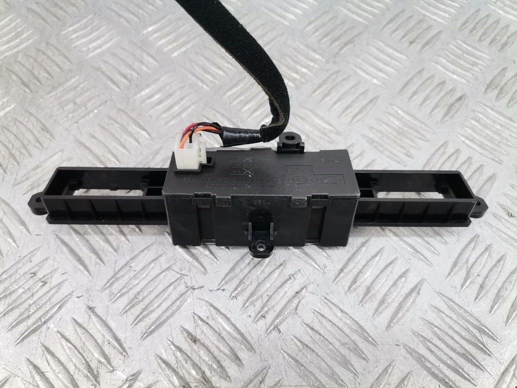 Часы KIA Sportage II 2004-2010