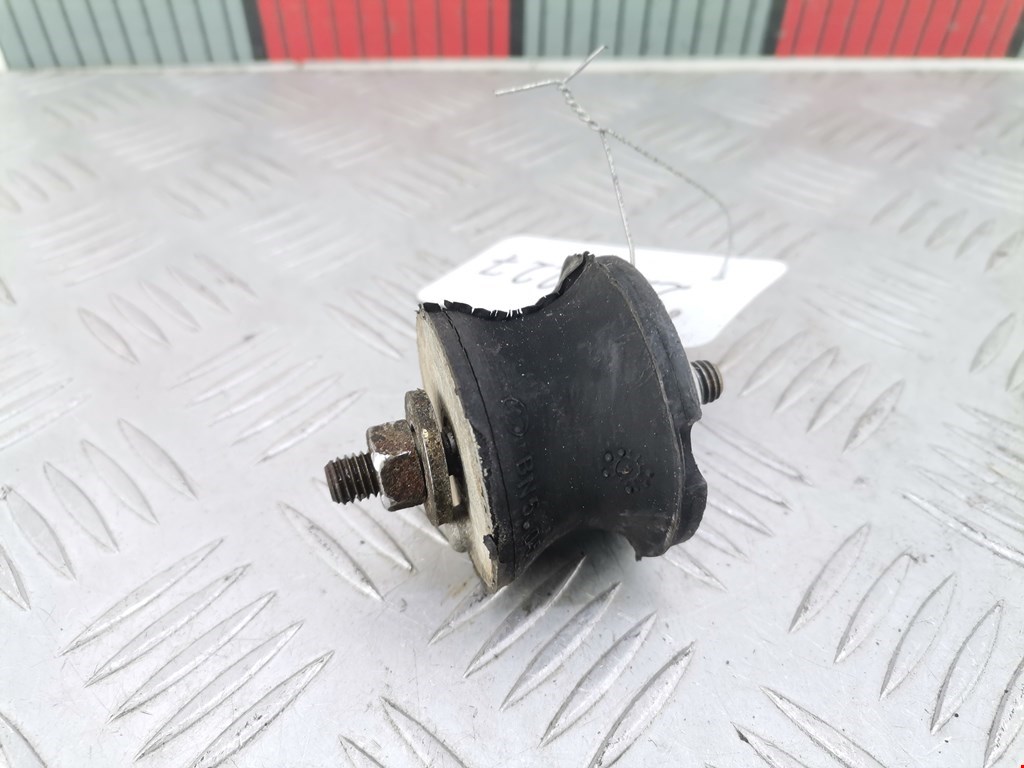 Подушка (опора) крепления КПП BMW 7-Series (E65/E66) (2001-2008)