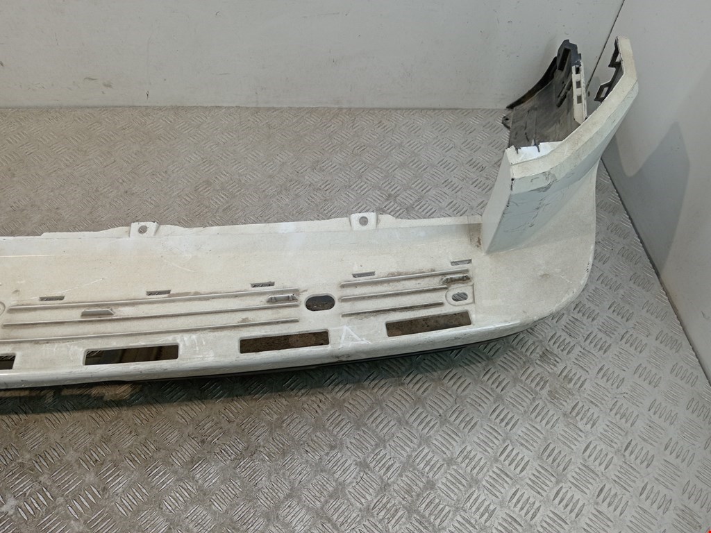 Бампер задний LAND ROVER Discovery IV 2009-2016