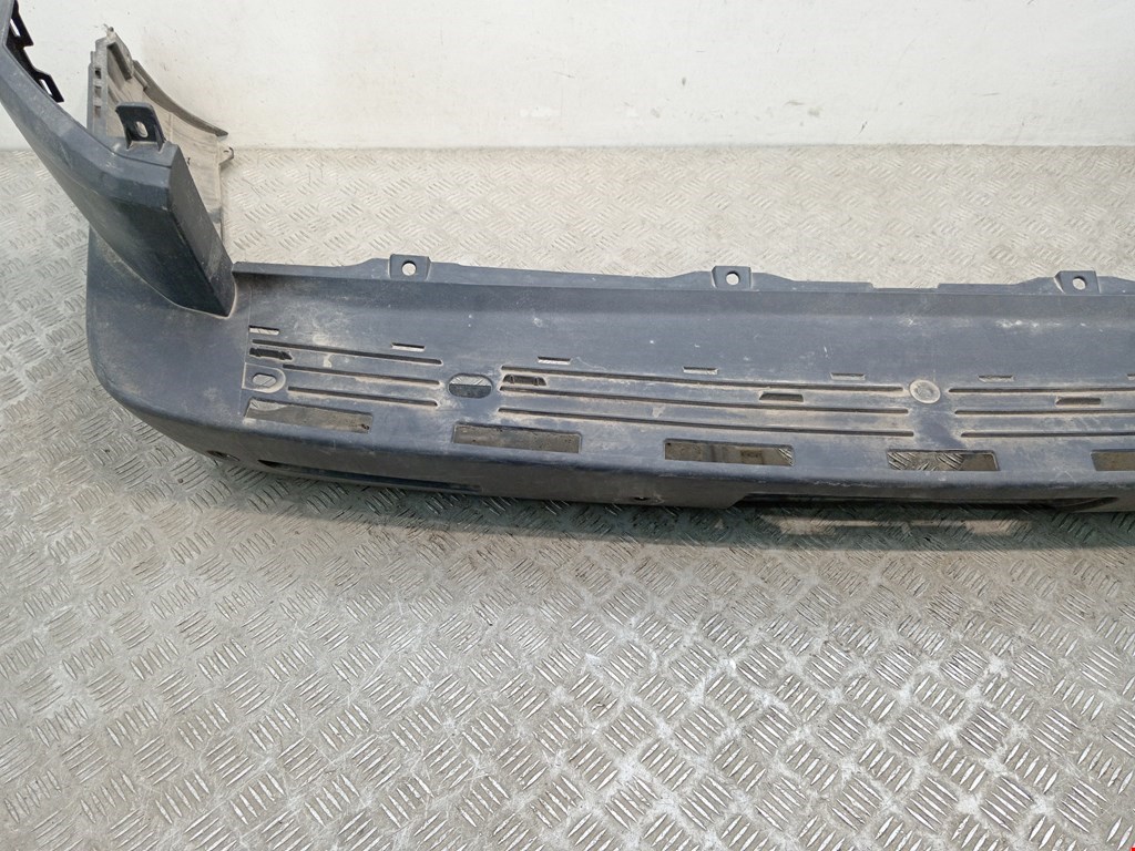 Бампер задний LAND ROVER Discovery IV 2009-2016